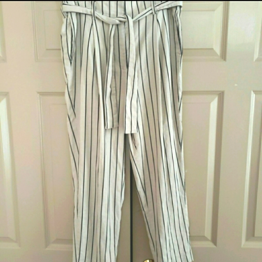 High Waisted Pinstripe Pants Size M